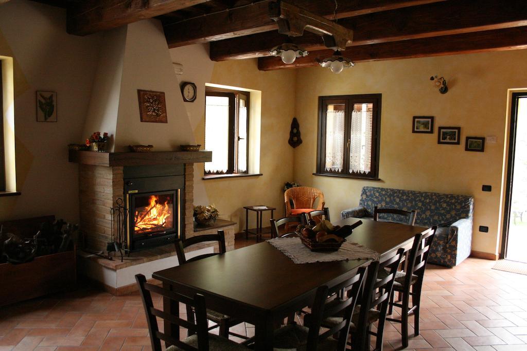 Vila Agriturismo Il Sentiero Montalto delle Marche Exteriér fotografie